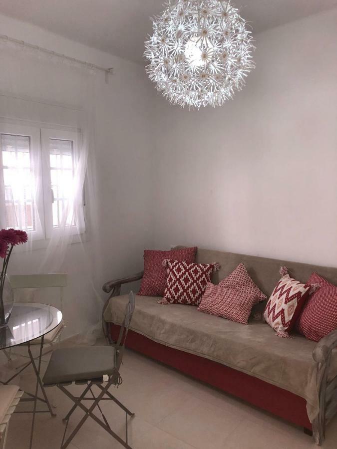 Conil Apartamentos La Dama Y El Vagabundo Кониль-де-ла-Фронтера Экстерьер фото